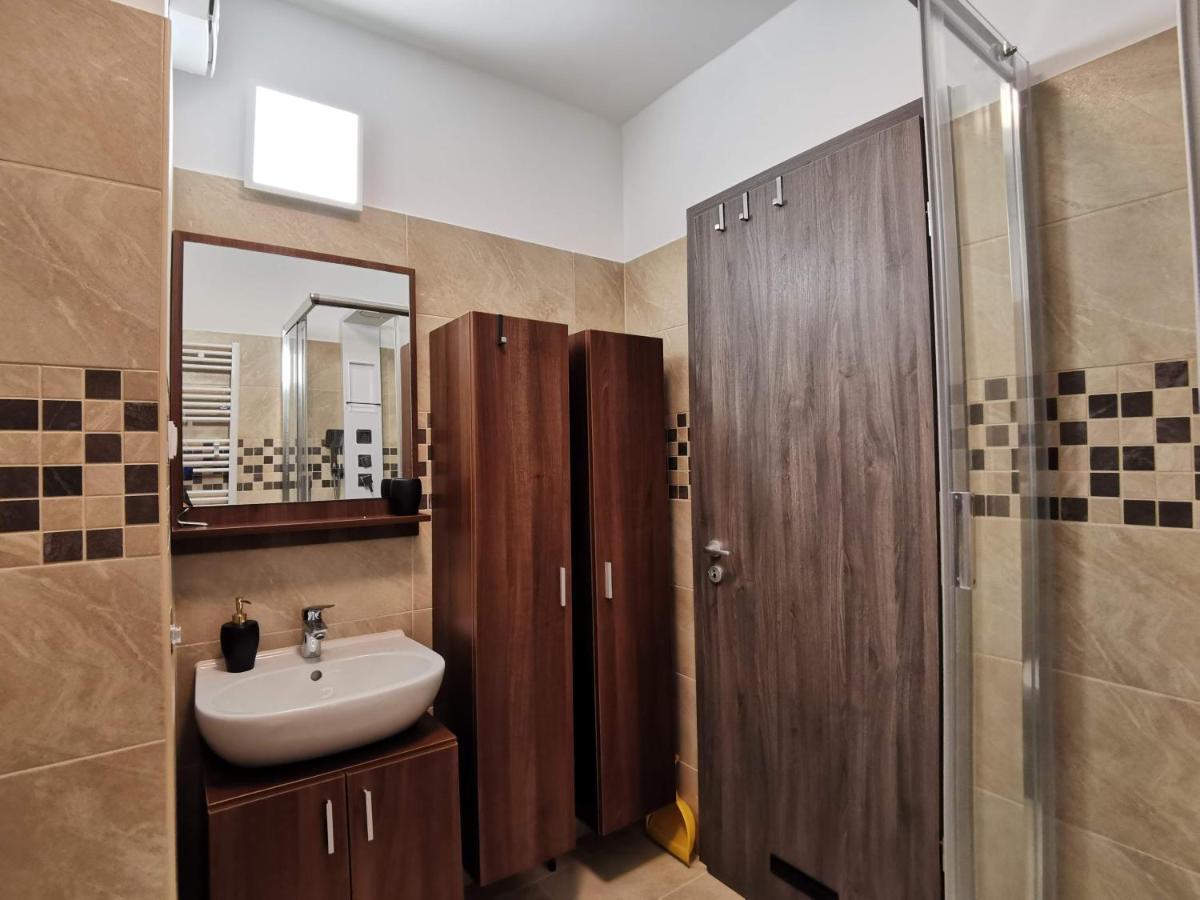 Luna Apartment